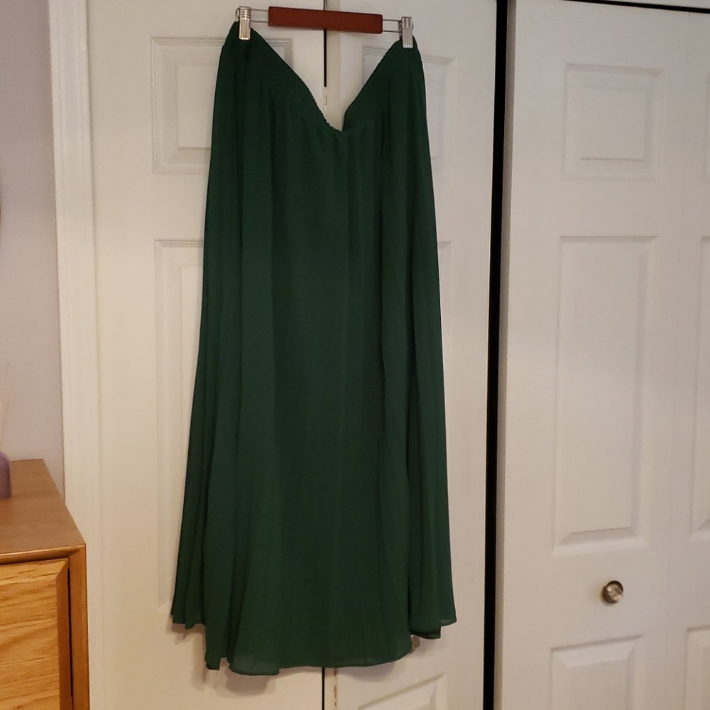 Forest green pleated flowy maxi skirt